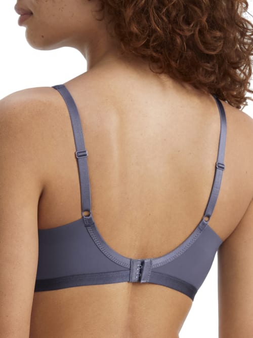 B.tempt'd By Wacoal Nearly Nothing Seamless Plunge Bra In Crown Blue