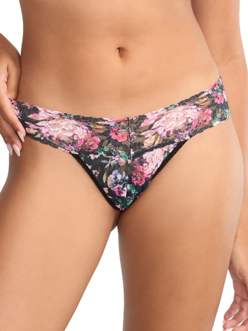 Signature Lace Low Rise Printed Thong