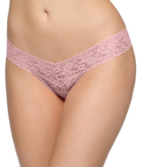 Signature Lace Low Rise Thong