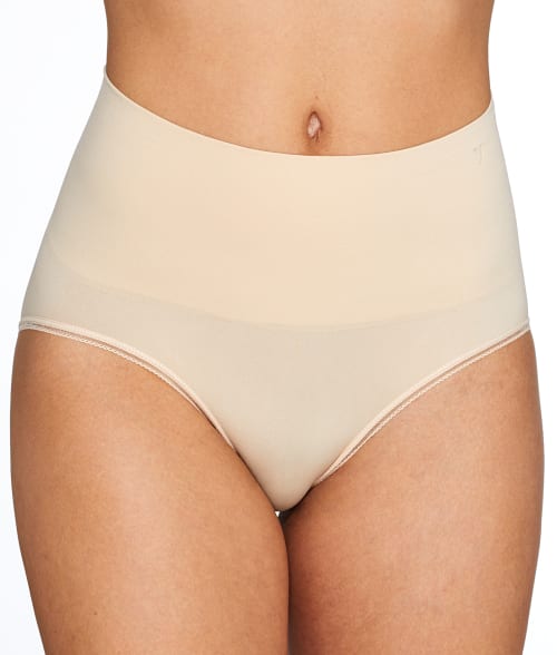 Yummie Seamlessly Shaped Brief In Tender Yellow