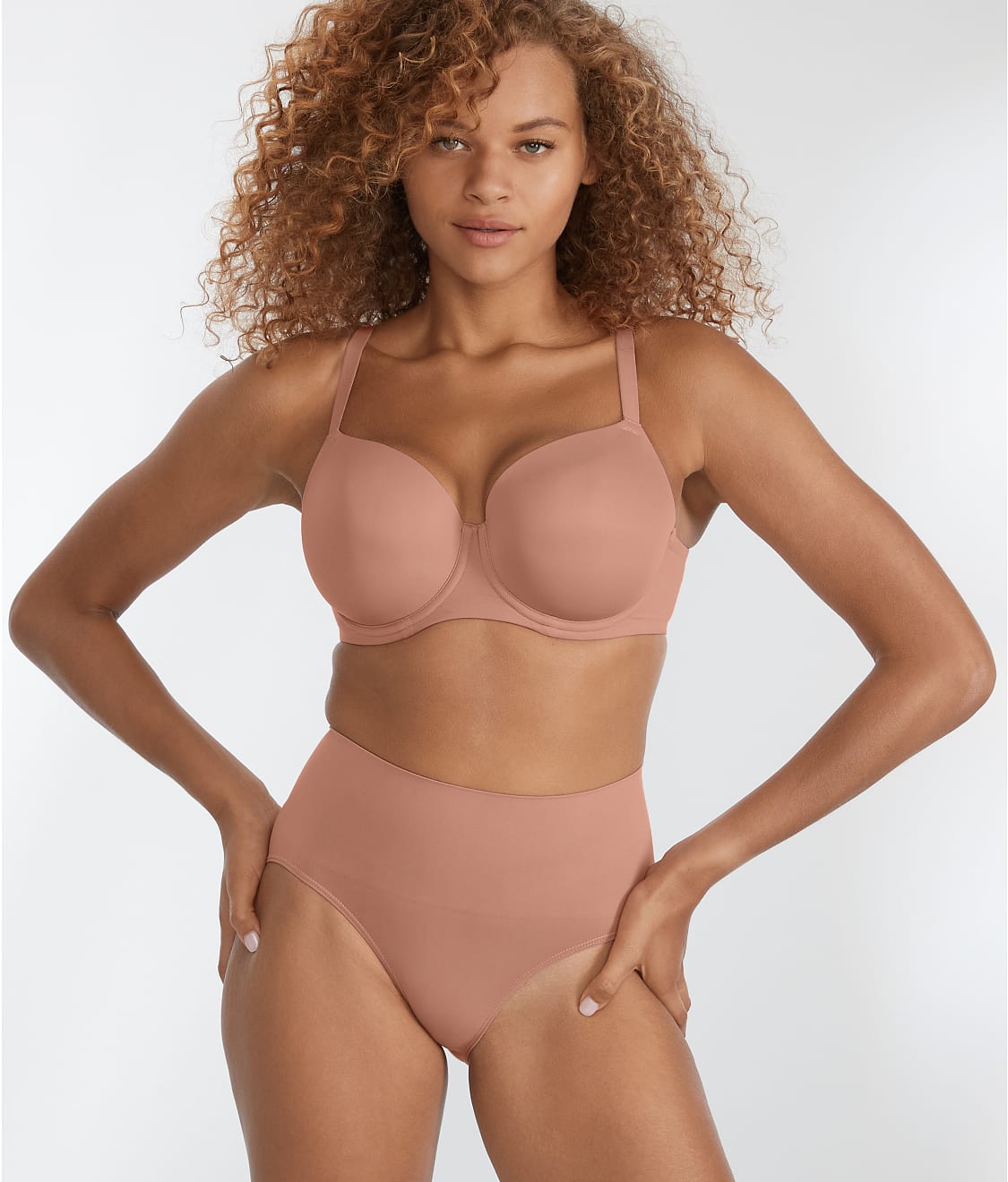 Bare: The Smoothing Seamless Brief  P30300