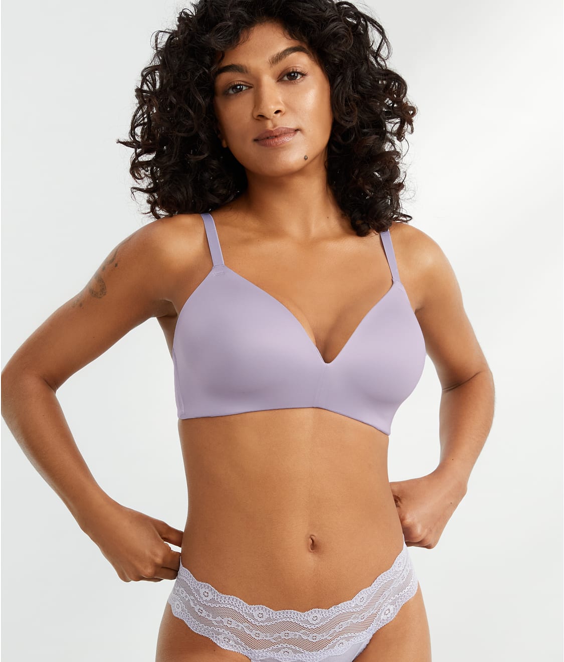 b.tempt'd by Wacoal: Future Foundations Wire-Free Plunge T-Shirt Bra 956281