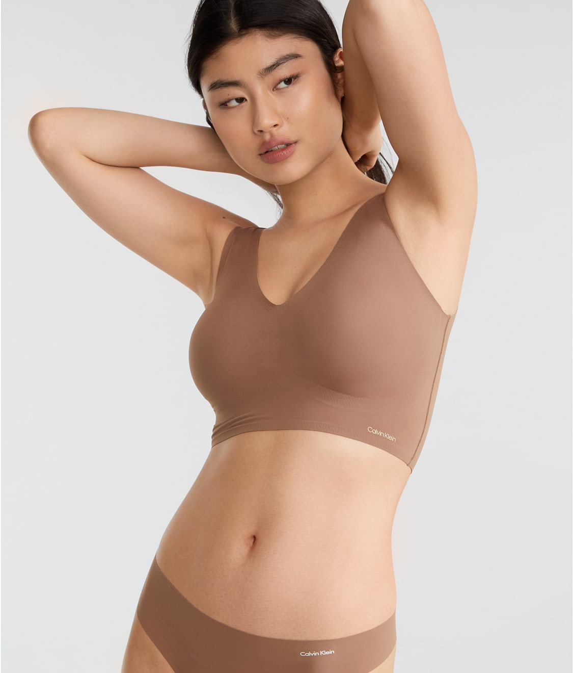 Calvin Klein Invisibles Smoothing Longline Bralette & Reviews | Bare  Necessities (Style QF4708)