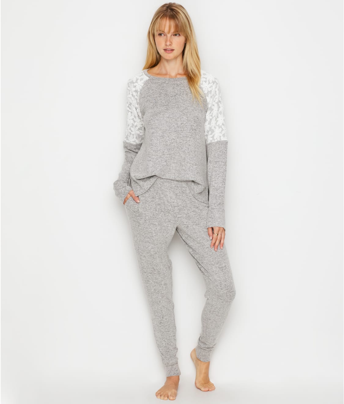 Flora Nikrooz: Genna Cozy Knit Pajama Set Q80916