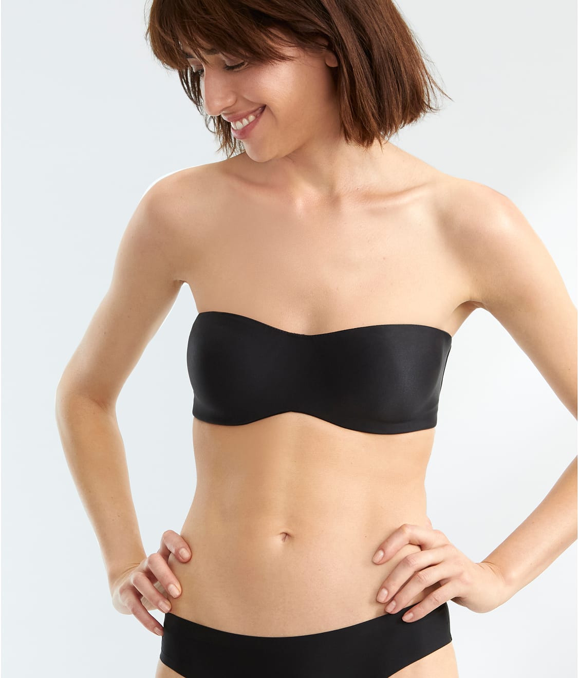 Lilyette by Bali Tailored Strapless Minimizer Bra_Black_34D at   Women's Clothing store